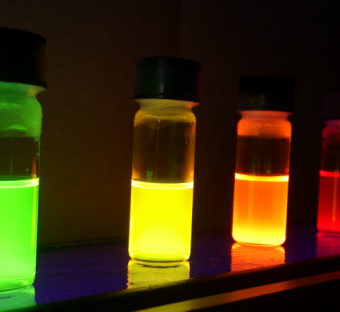 Fluorescent Quantum Dots